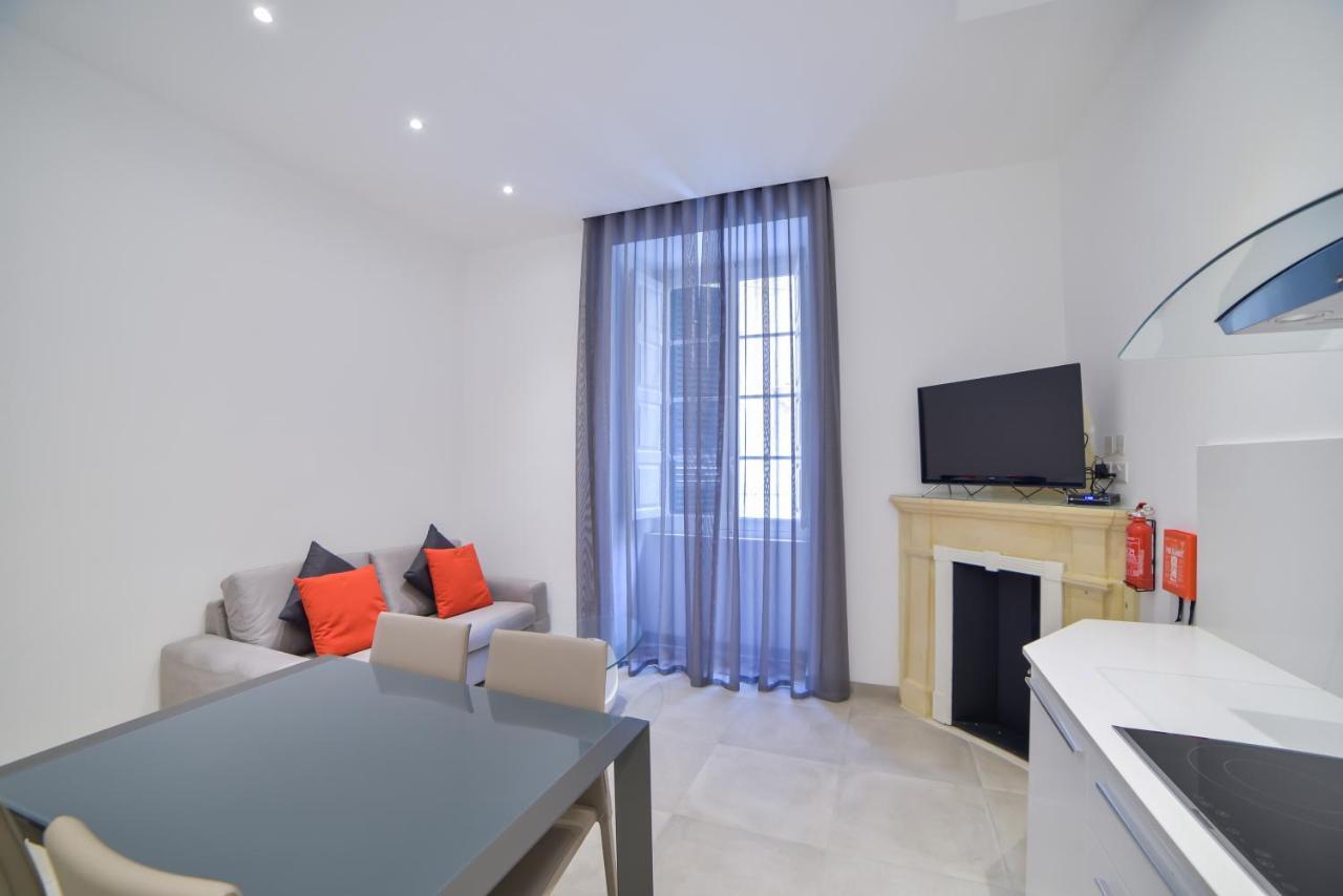 Ca2- City Central Apartment 2 Il Furjana Bagian luar foto
